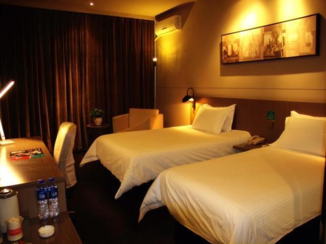 Jinjiang Inn Select Zhenzhou Dongfeng Road Technology Market Zhengzhou Bagian luar foto