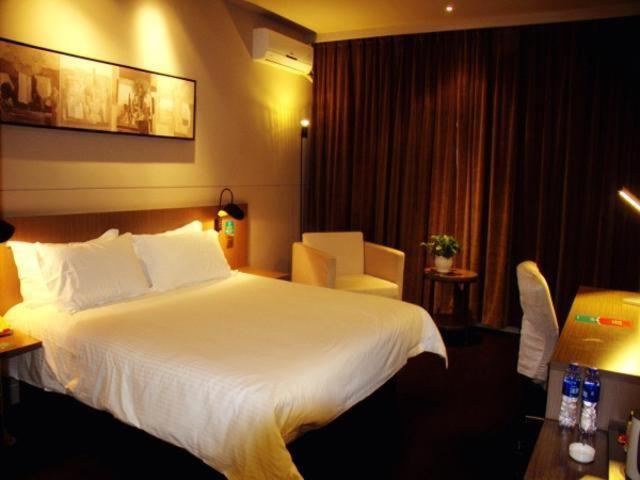 Jinjiang Inn Select Zhenzhou Dongfeng Road Technology Market Zhengzhou Bagian luar foto