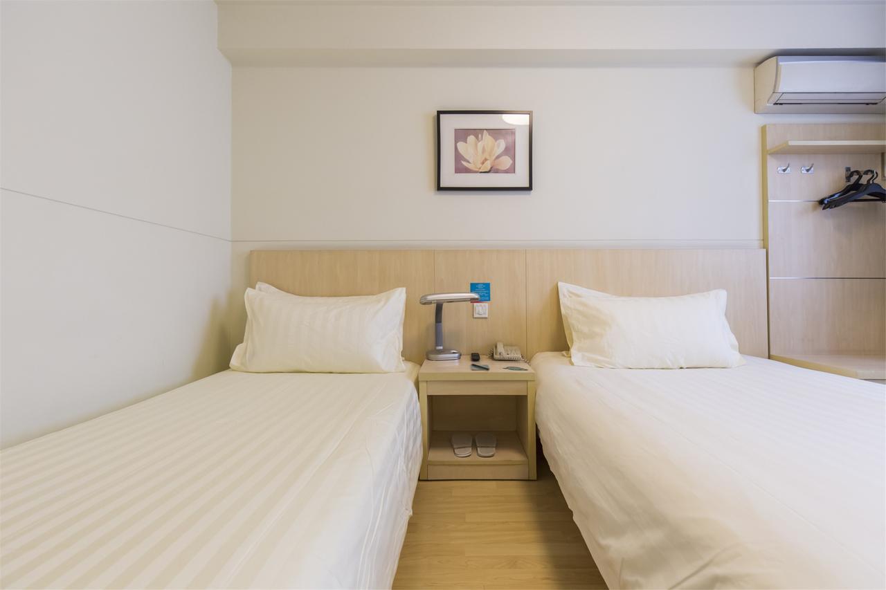 Jinjiang Inn Select Zhenzhou Dongfeng Road Technology Market Zhengzhou Bagian luar foto