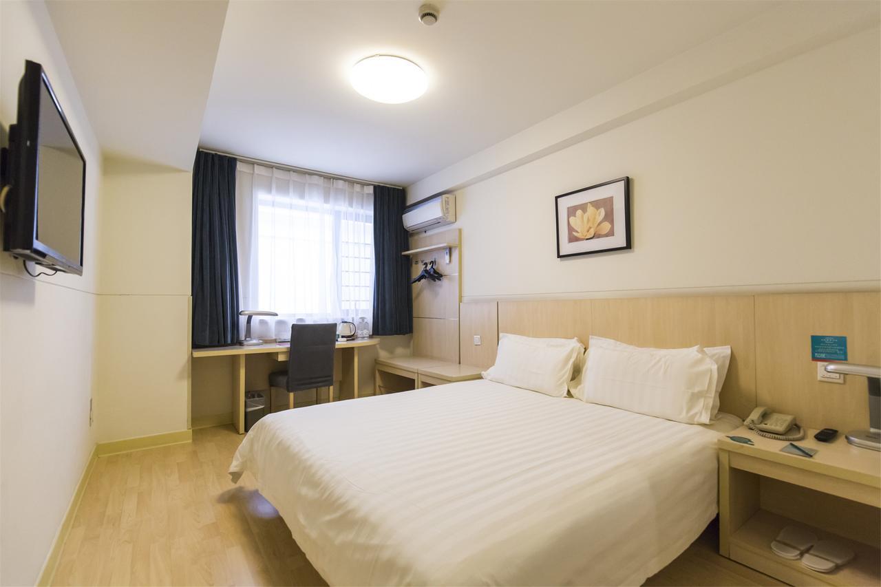 Jinjiang Inn Select Zhenzhou Dongfeng Road Technology Market Zhengzhou Bagian luar foto